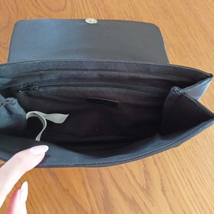 Elegancka czarna torebka,cyrkonie