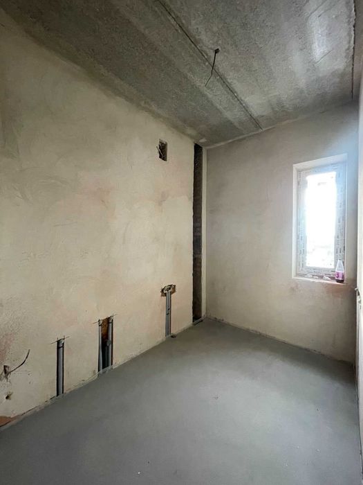 2 кімнатна квартира в передмісті Луцька