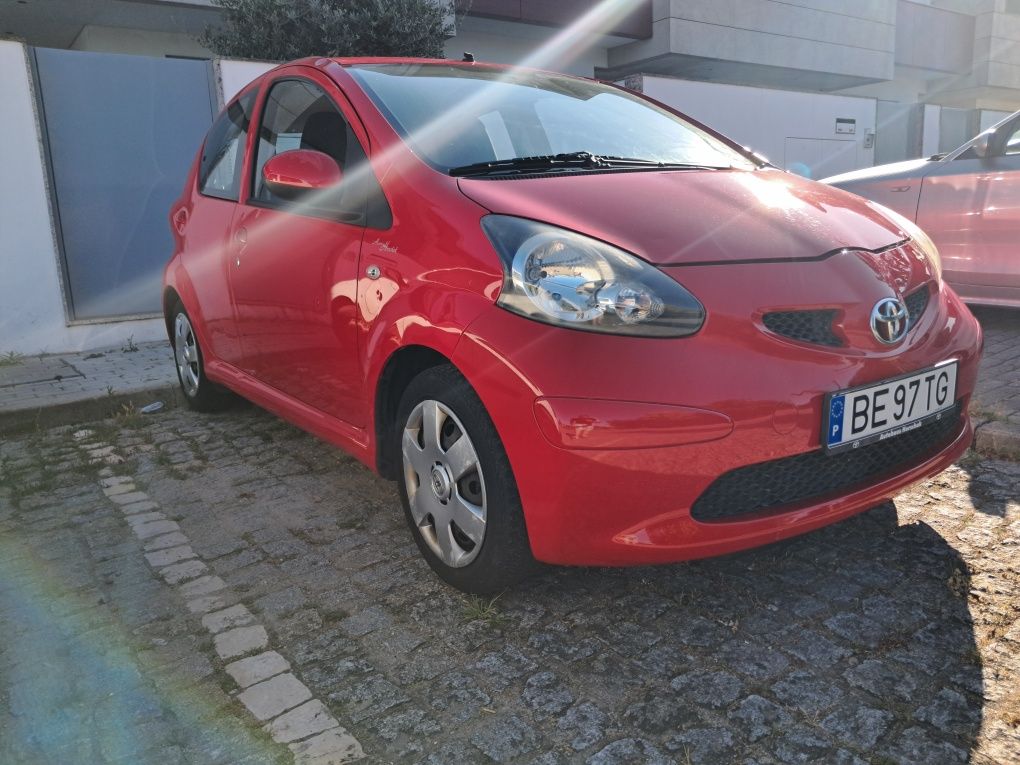 Toyota Aygo 1.0 com AC