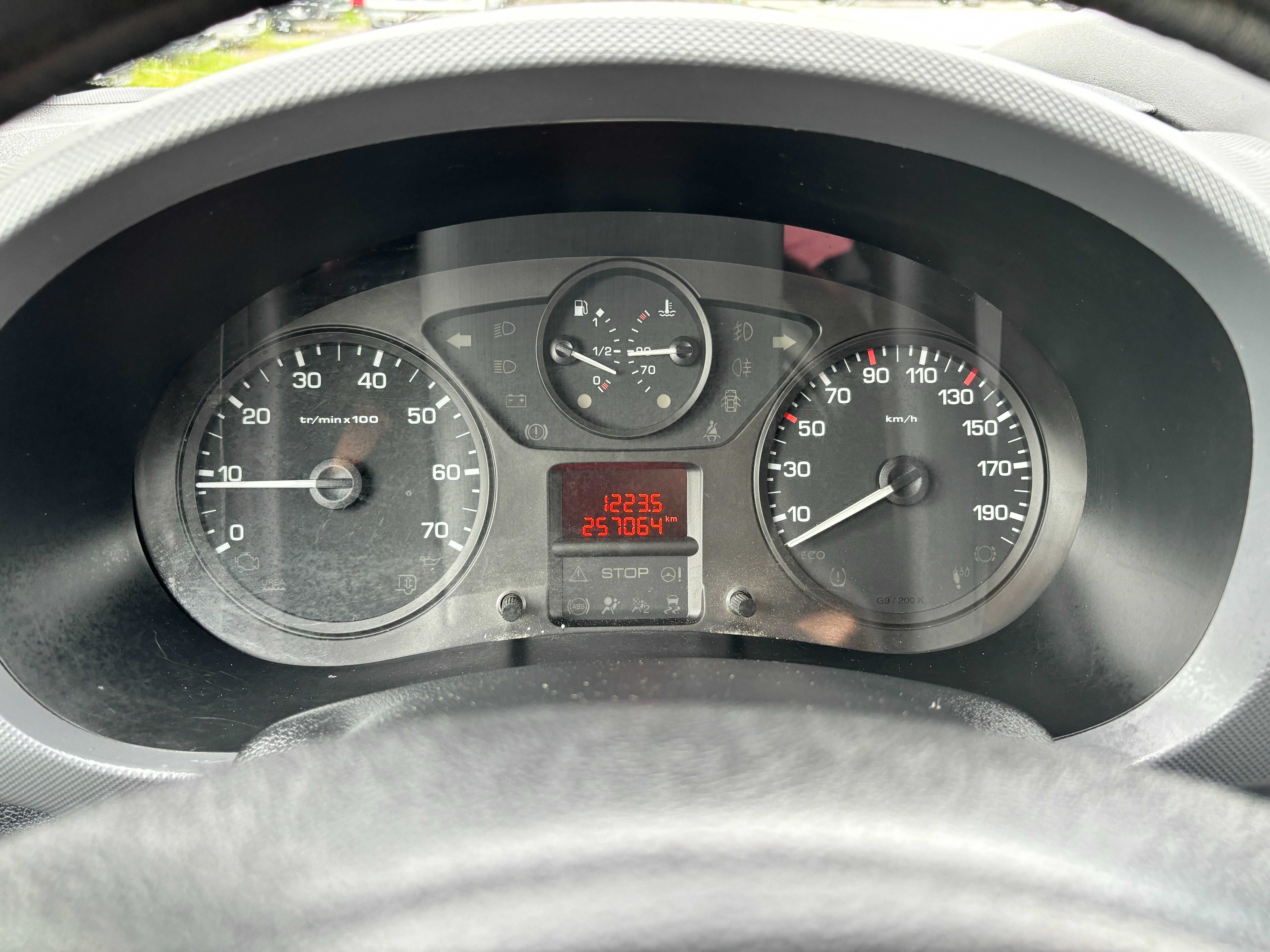 Peugeot Partner 1.6 hdi 90 km 2014r Klima Elektryka Warto