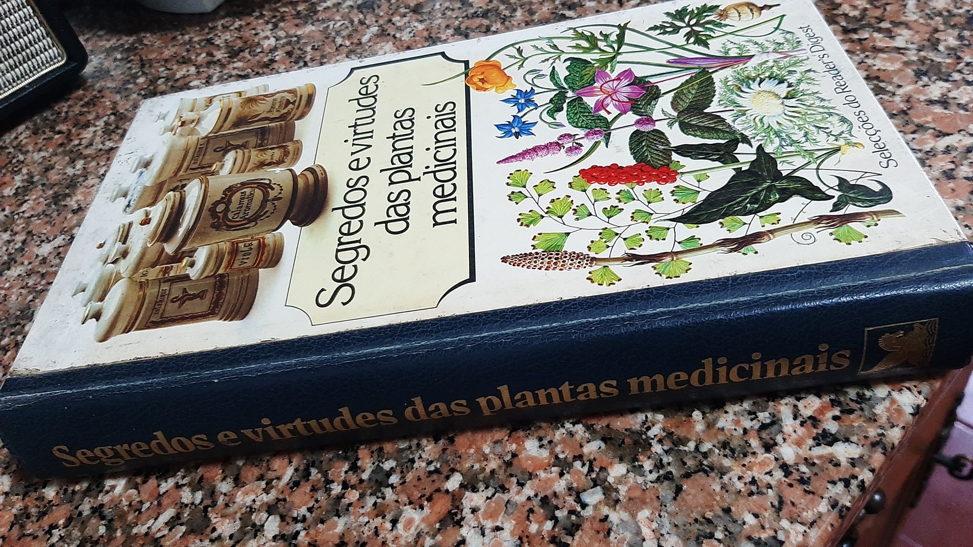 Livro "Segredos e virtudes das plantas medicinais"