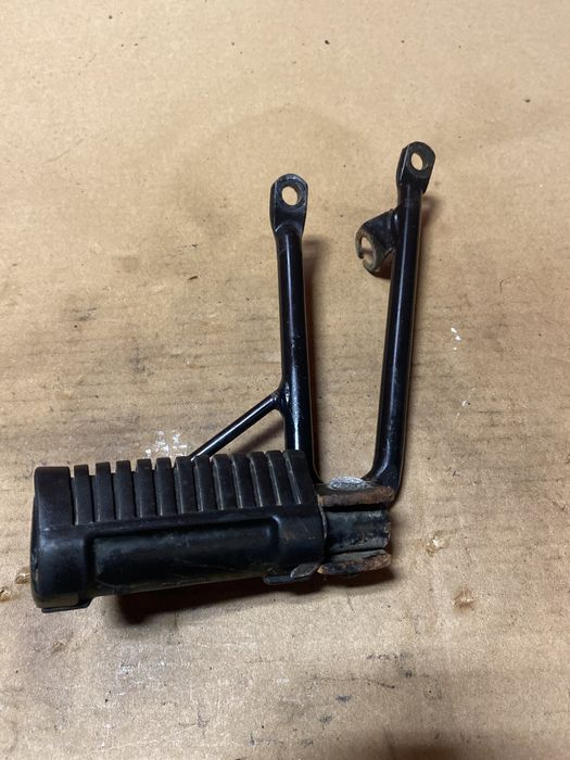 Honda XR 125 sety podnóżki tył B585