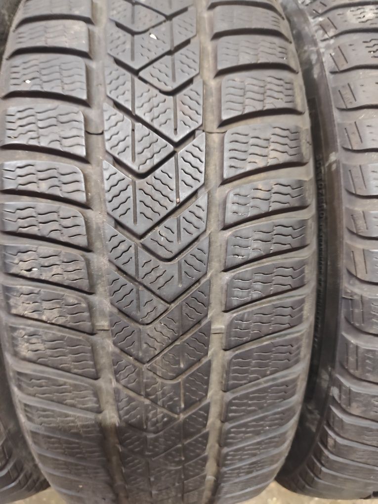 Шини Резина R17(225/55/17)Pirelli, Всесезоні