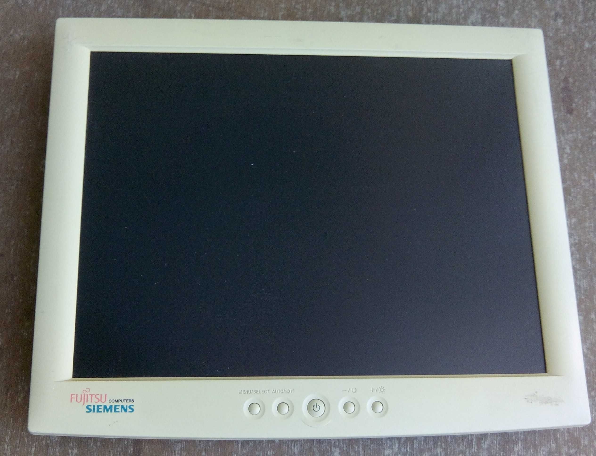 LCD монитор Fujitsu Siemens Novita  15 дюймов Korea