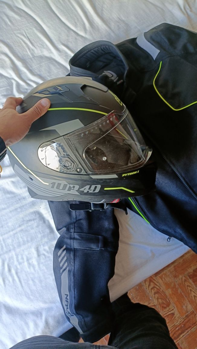 Keeway RKF 125cc 2023 | 4.000 km | Extras e brindes incluídos