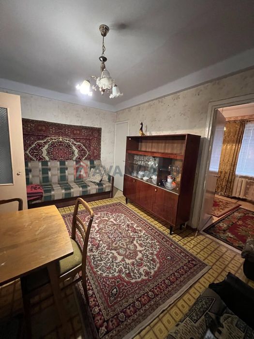 Сдам затишну 2 к. квартиру(На довгий термін)Космос