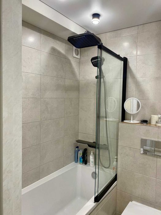 Пропоную до продажу 2-кімнатну квартиру з сучасним ремонтом в Каневi