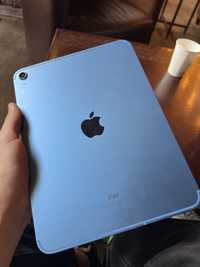 iPad 10th generation 64gb Blue (icloud locked)