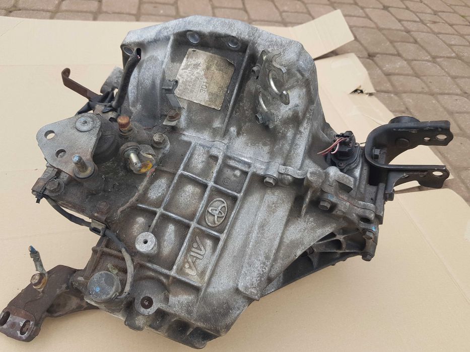TOYOTA YARIS Skrzynia Biegów 1.0 99-05 Kraków