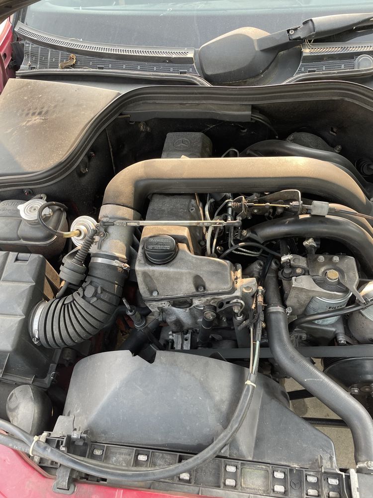 Mercedes C200 - 93