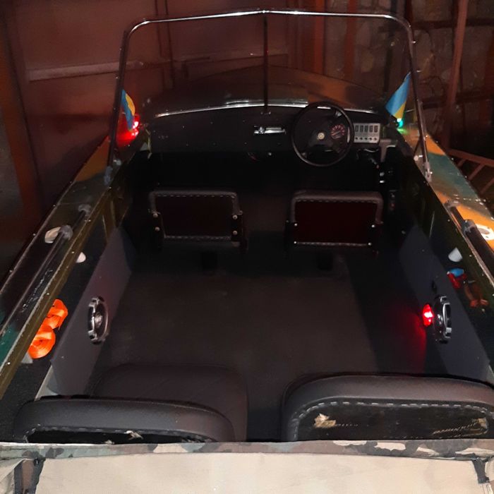 Продам човен Прогрес 2 з двигуном HONDA 4 тактний.