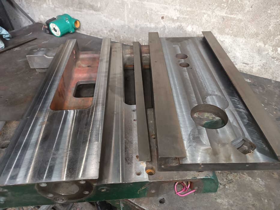 супорт токарного станка  16к25