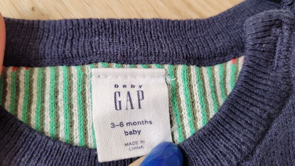Sweterek GAP 68 dla dziewczynki