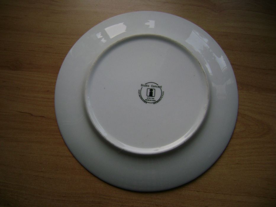 Starocie z PRL Porcelana Talerz ozdobny 27,3 cm sygnowany Japan