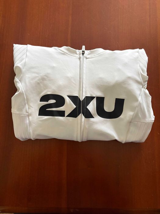 Trisuit Aero 2XU / Fato de Triatlo Aerodinamico 2XU