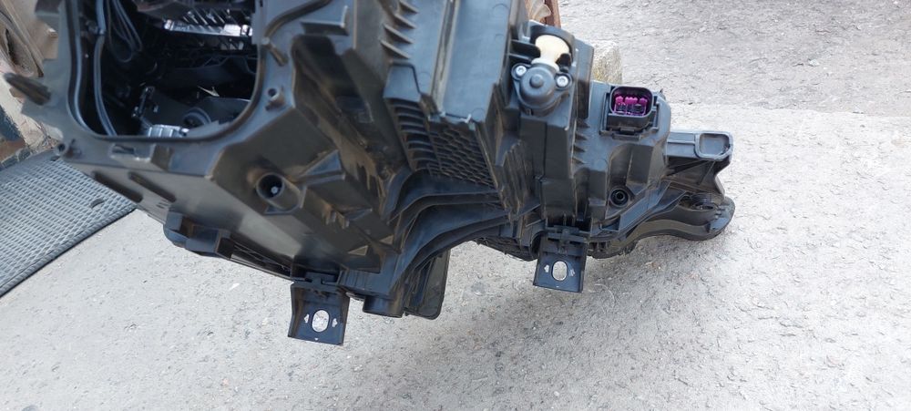 Audi Q8 USA фара передняя левая оптика ауди ку 8 Америка