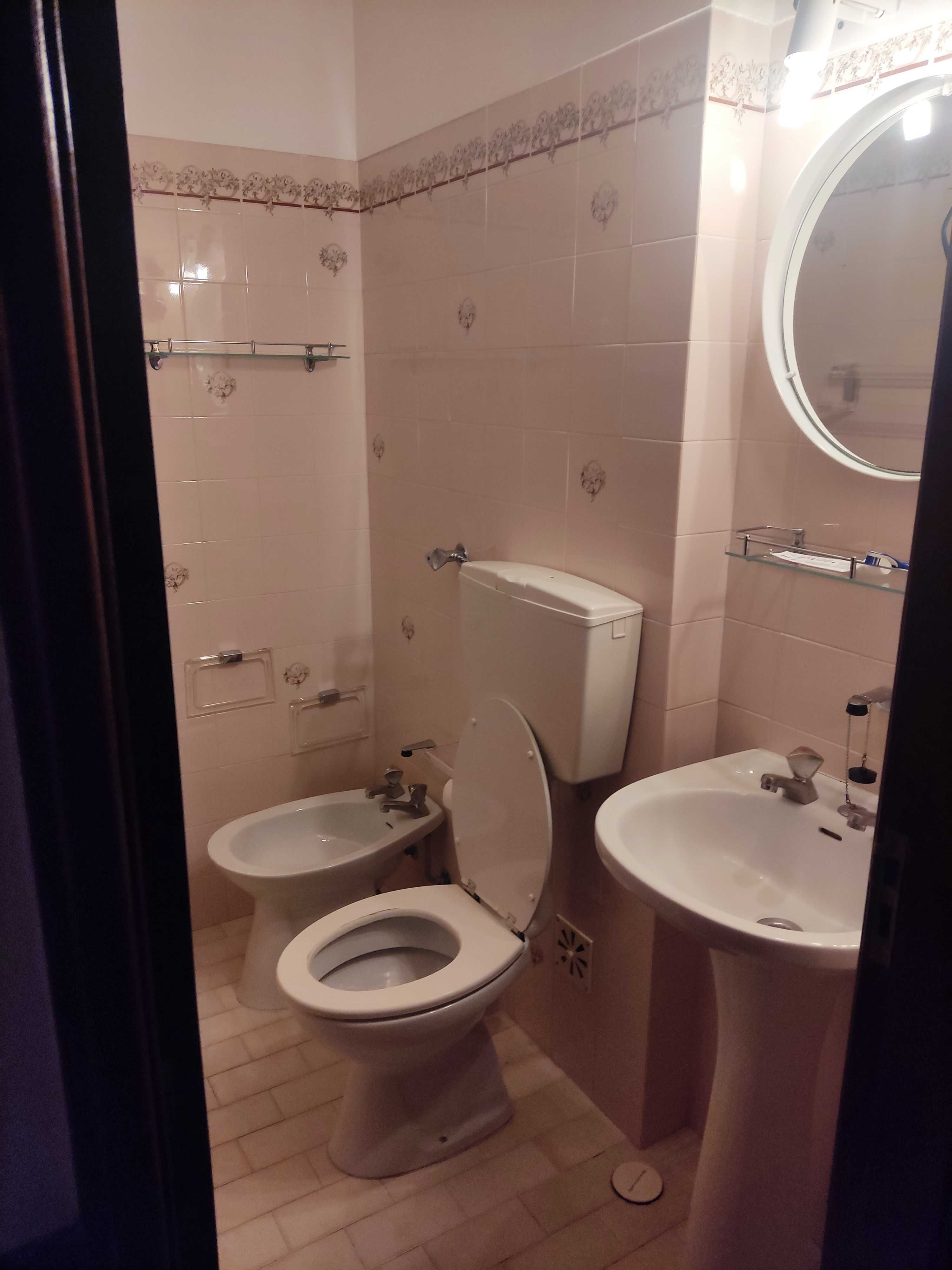 Quarto grande para uma ou duas pessoas