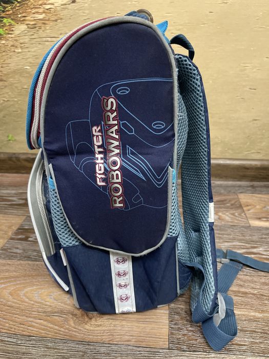 Ортопедичный рюкзак. 1/4 класс. Б/у