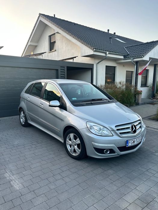 Mercedes-Benz Klasa B Mercedes-Benz B 180 CDI • 2011 • 2.0 Diesel • Pełna historia