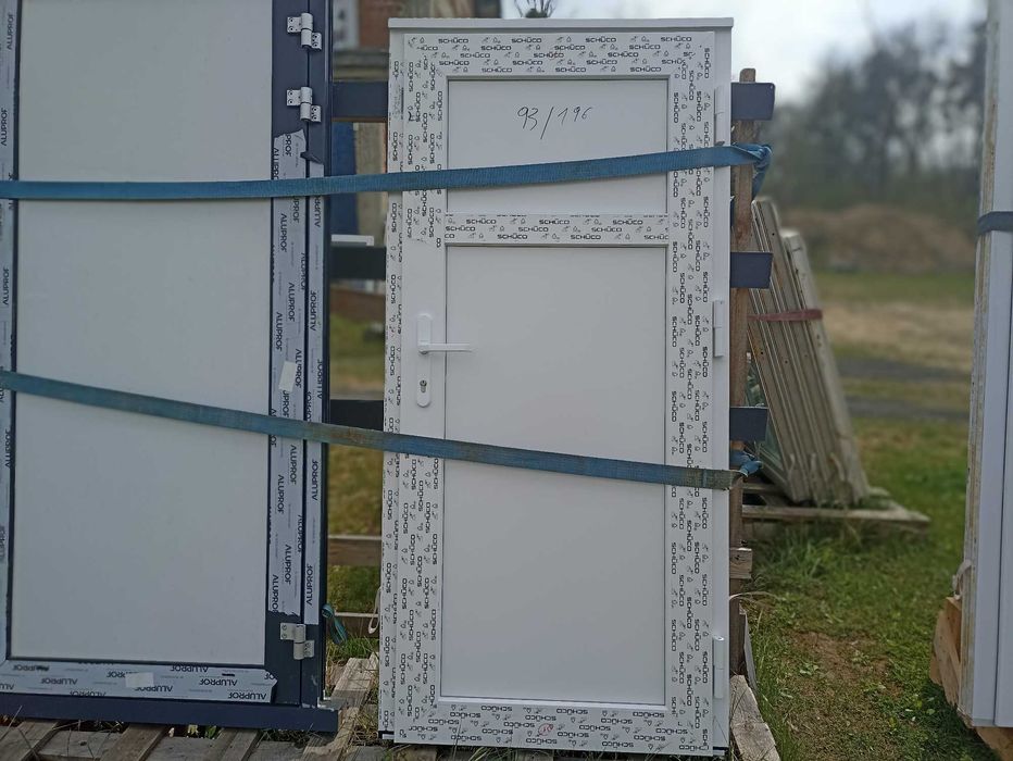 Drzwi wejściowe pcv 93/196 białe SCHUCO