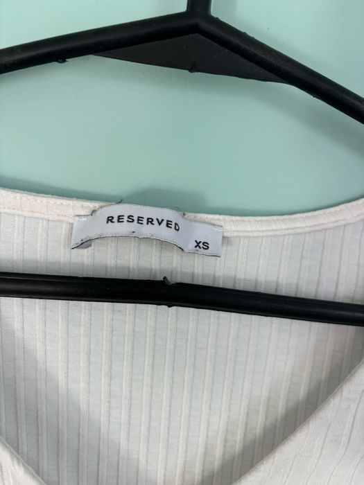 Body damskie z dekoltem V