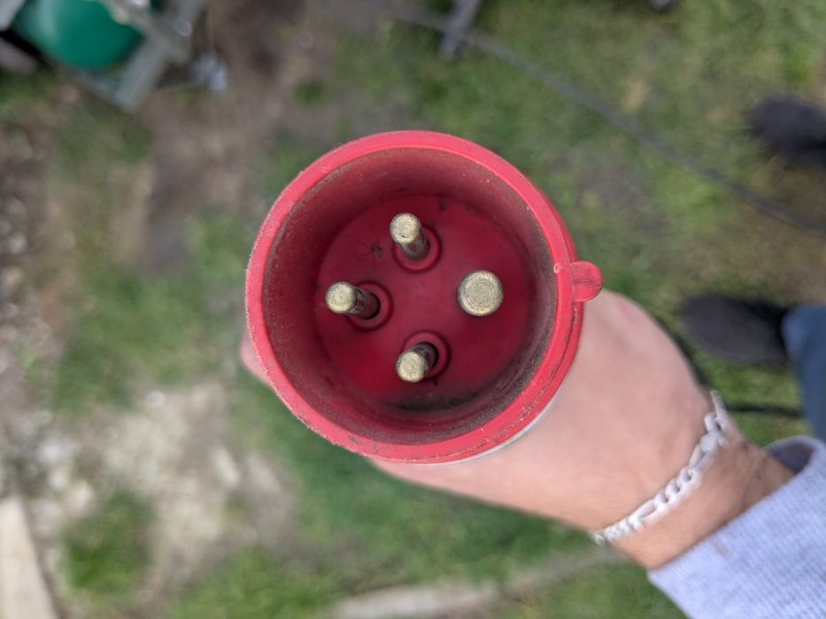 Kompresor sprężarka jelcz HS21 HS 21 dwutłokowy 380V siła 2.2KW