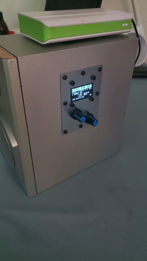 Radio internetowe WiFi DIY – ESP32 + PCM5102A - ponad 200 stacji