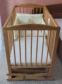 Łóżeczko dziecięce 120x60 na płozach z materacem