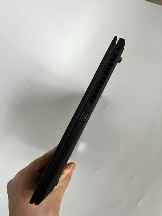 Lenovo thinkpad T14s gen4 i5-1335u 16ram 14inch  wuxga ips