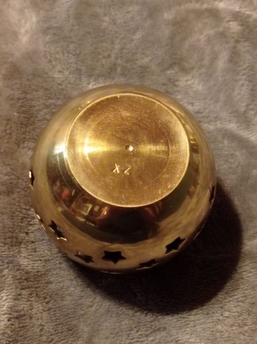 Świecznik na podgrzewacz.