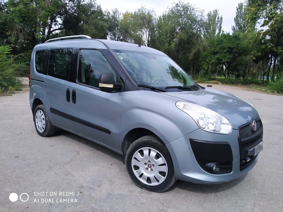 Автомобиль Fiat doblo