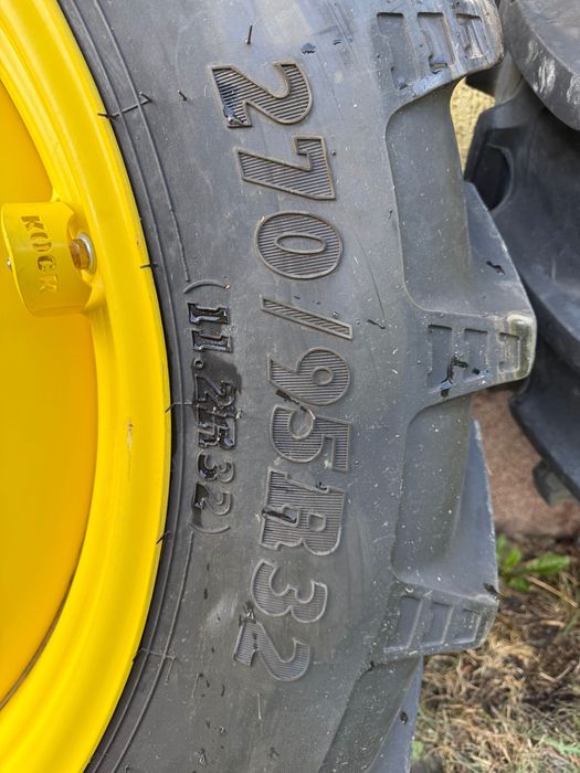 Sprzedam zestaw kół waskich John Deere 6130R