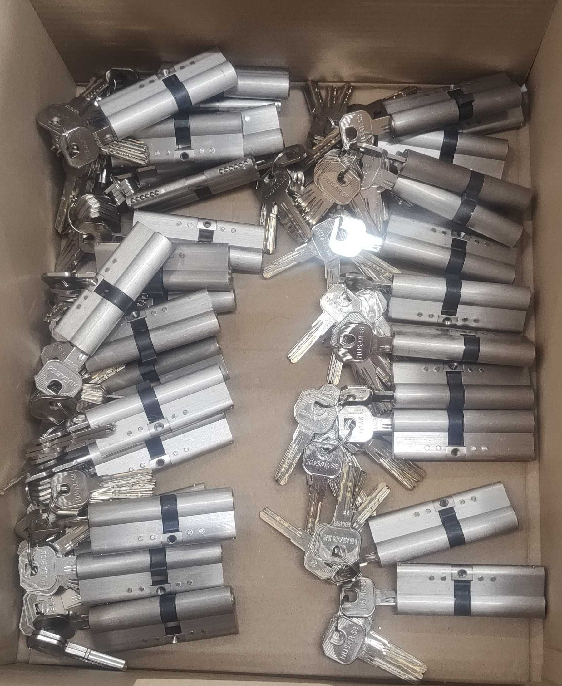 Wkładki bębenkowe HUSAR S8 - 33 komplety (po 6 kluczy + karta)