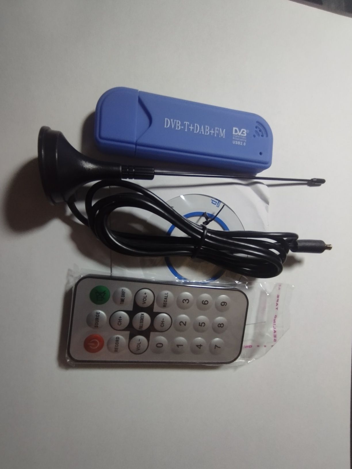 RTL2832U R820T2 SDR широкосмуговий приймач FM+DAB USB DVB-T 24-1750мГц