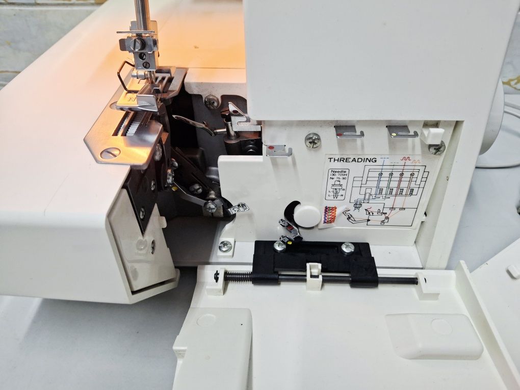 PFAFF OVERLOK overlock jak nowy