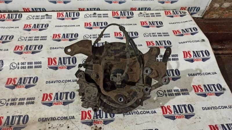 Цапфа передняя Ford Escape Форд Эскейп 13-