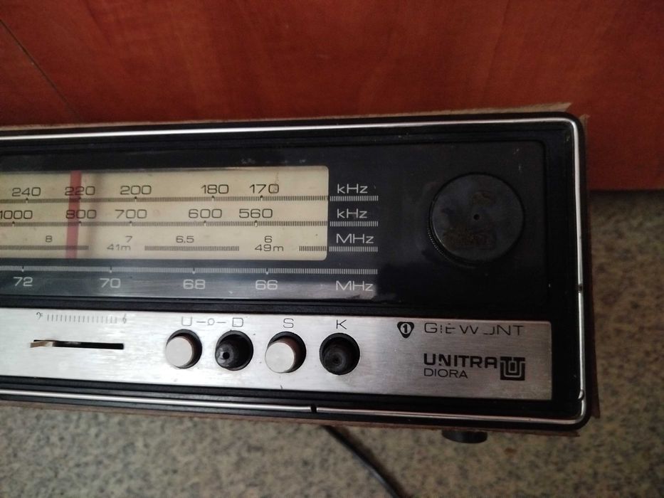 Radio Giewont Unitra Diora PRL na części do ogarnięcia nie sprawne