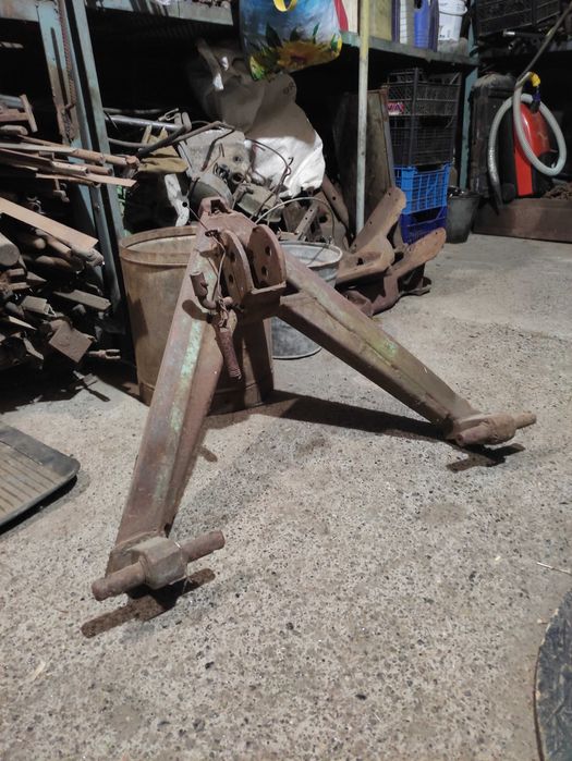 Трикутник для трактора