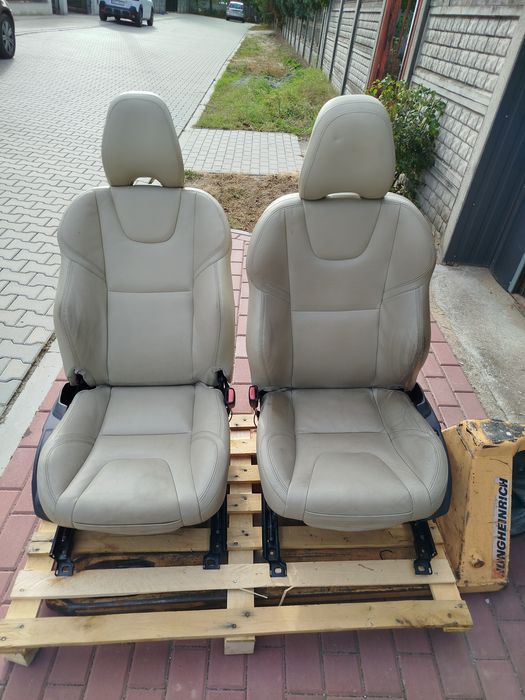 Fotele , boczki Volvo XC60 2017