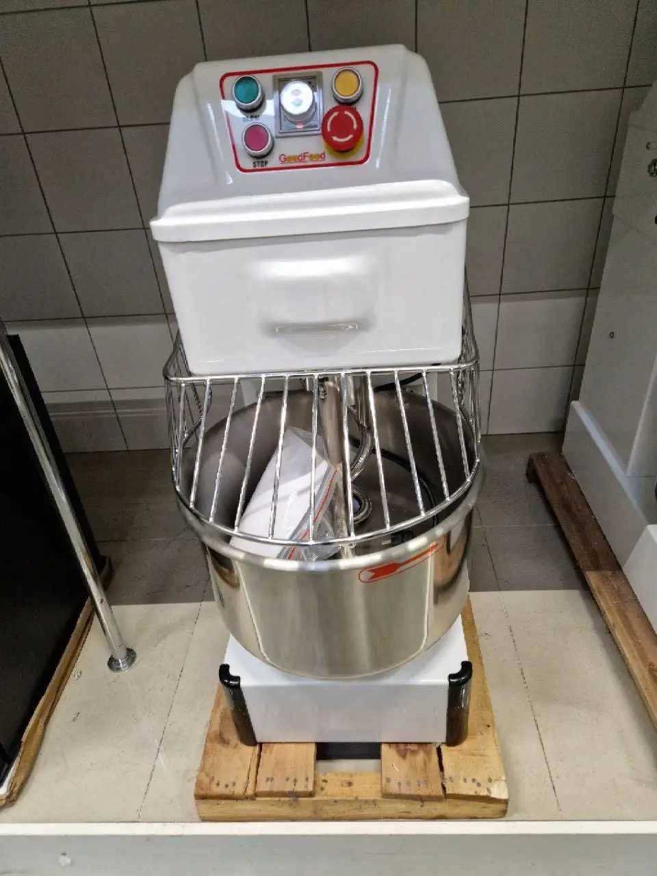Тістоміс 30 л Good Food SM30T2V380