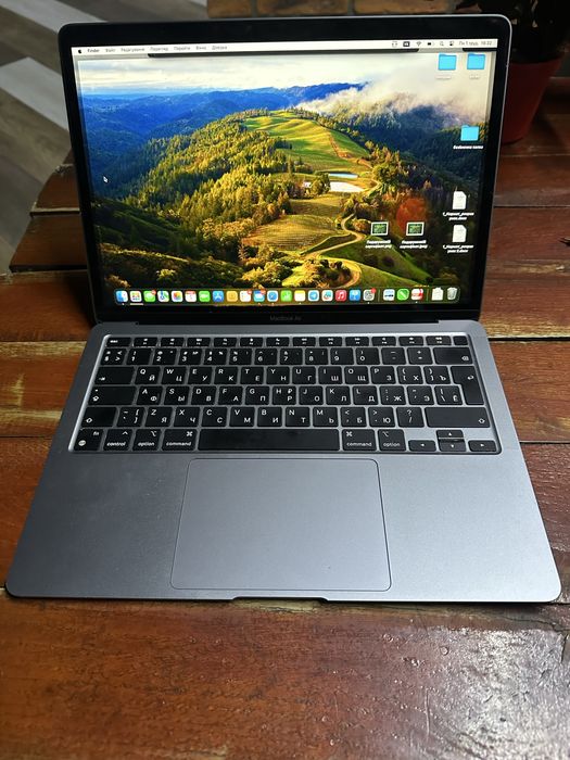 Apple MacBook Air M1