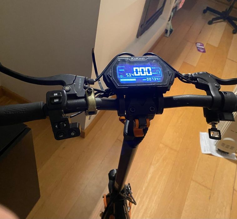 Trotinete elétrica KuKirin G2 Pro — 600W, até 45 km/h, excelente estad