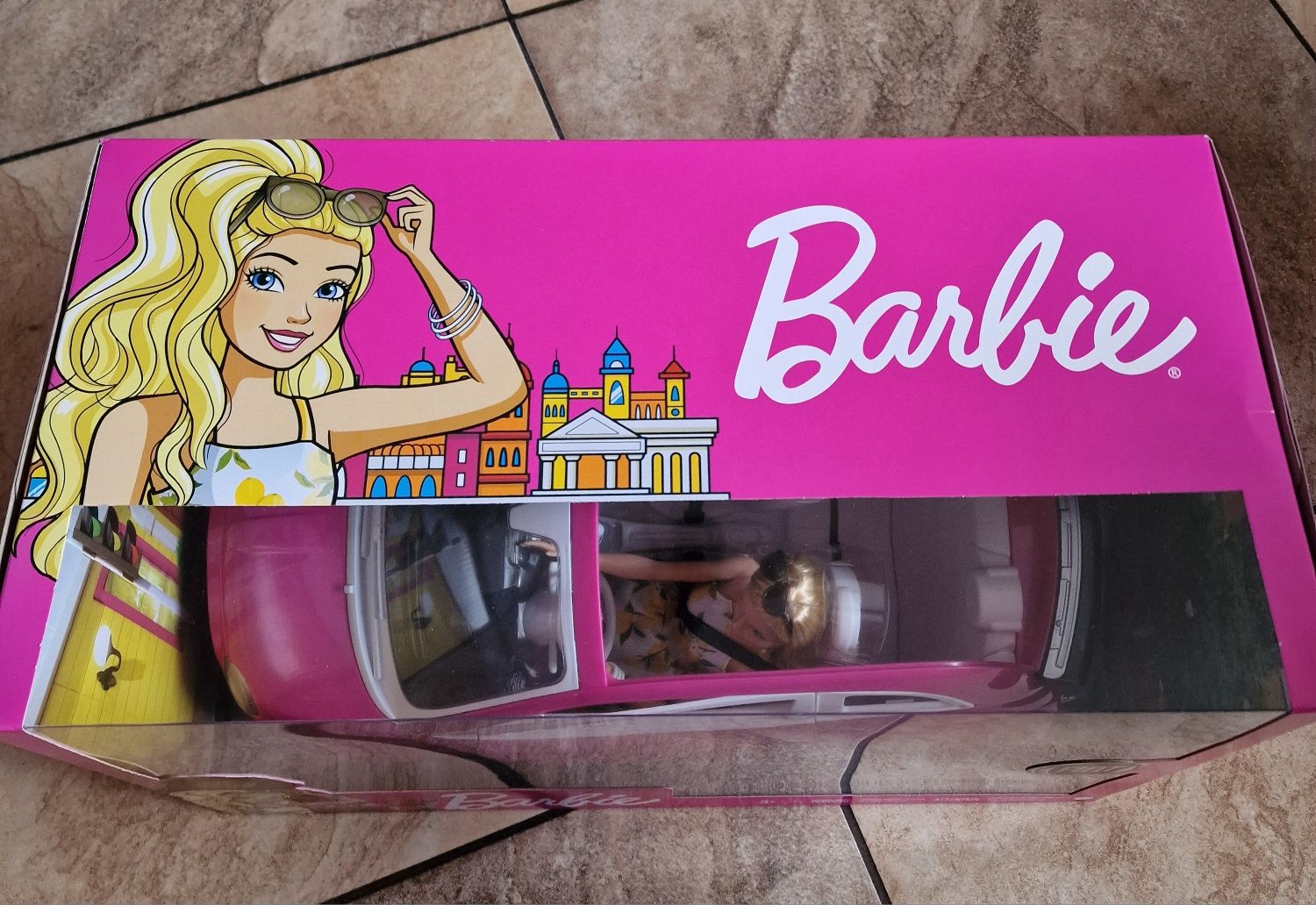 Zestaw Mattel Barbie Lalka i Fiat 500