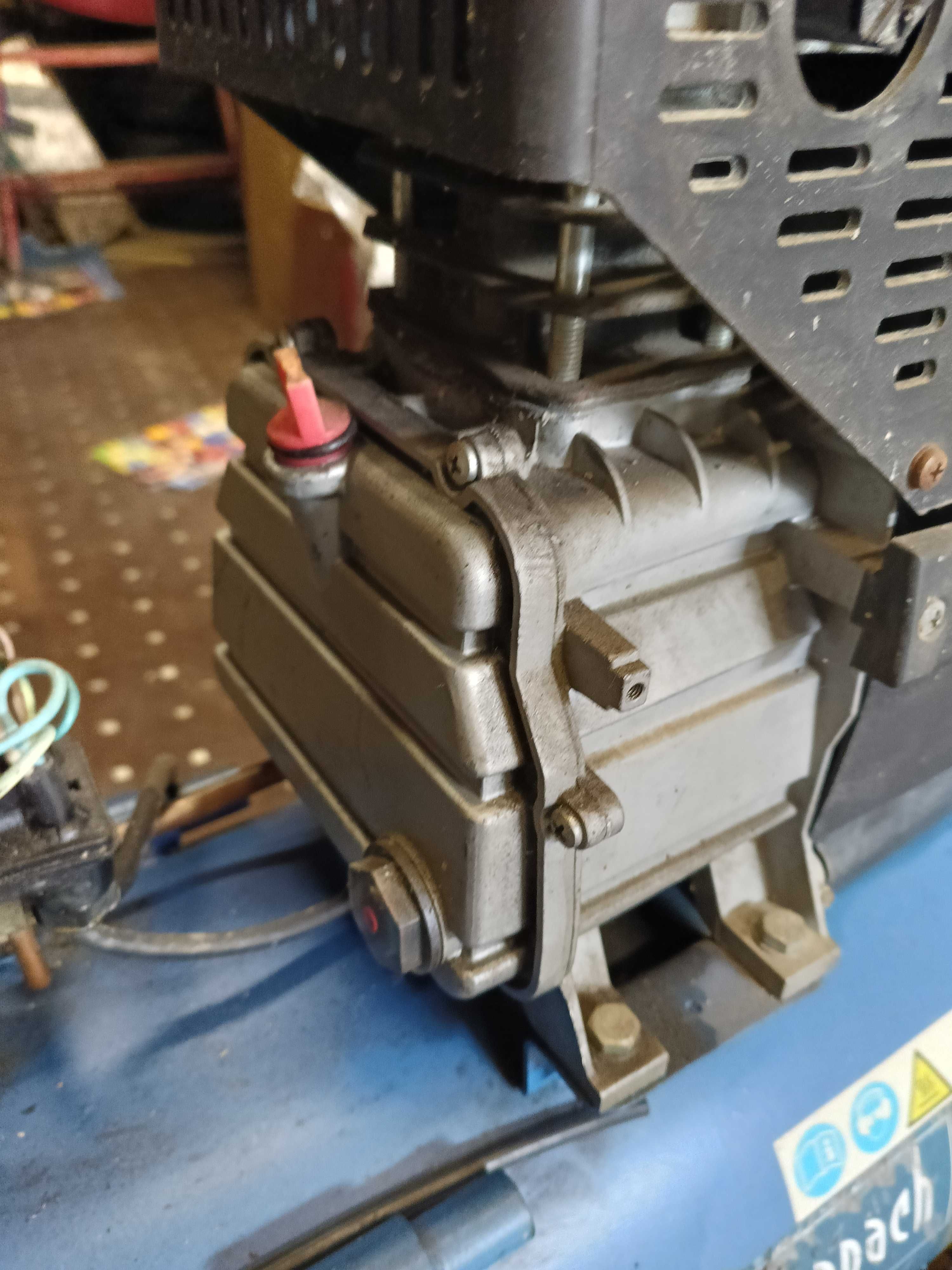 Kompresor olejowy 50 L Schepach