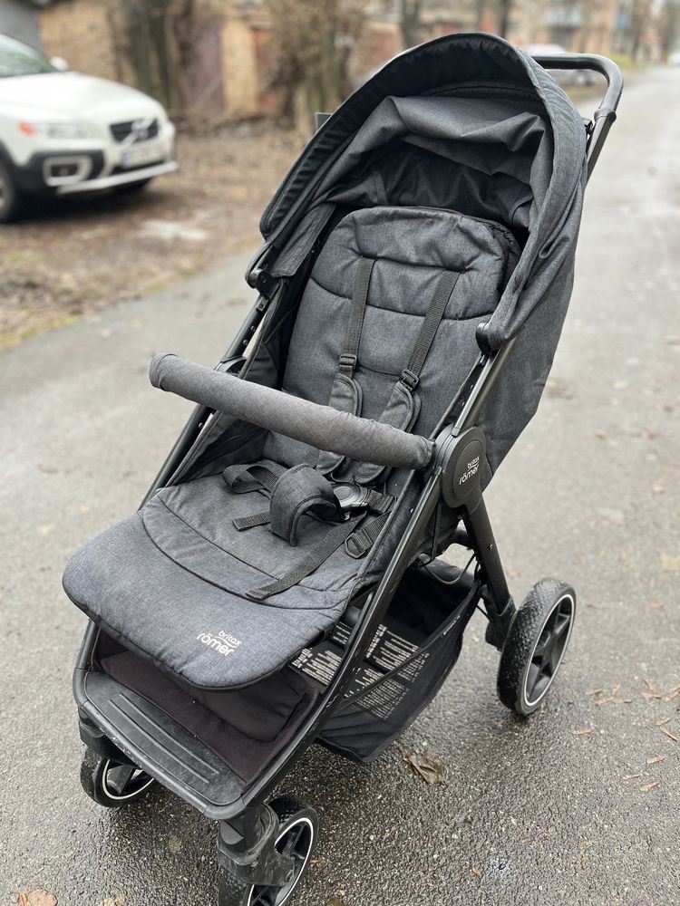 Прогулянкова коляска Britax-Romer