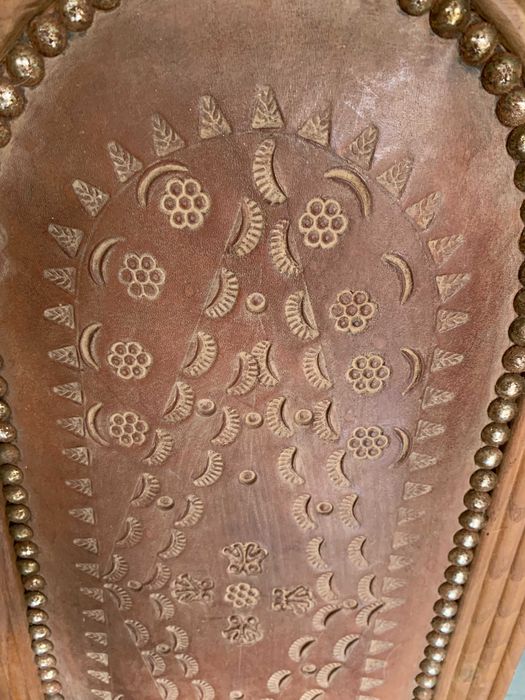 Cadeiras em pele (8)