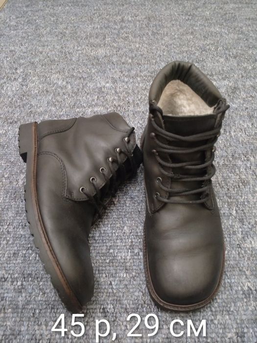 Ботинки в ідеальному стані