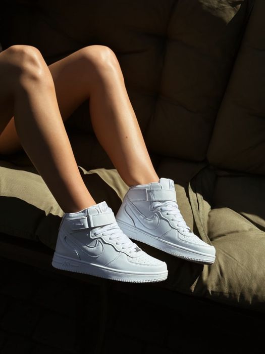 Кросівки Nike Air Force High White