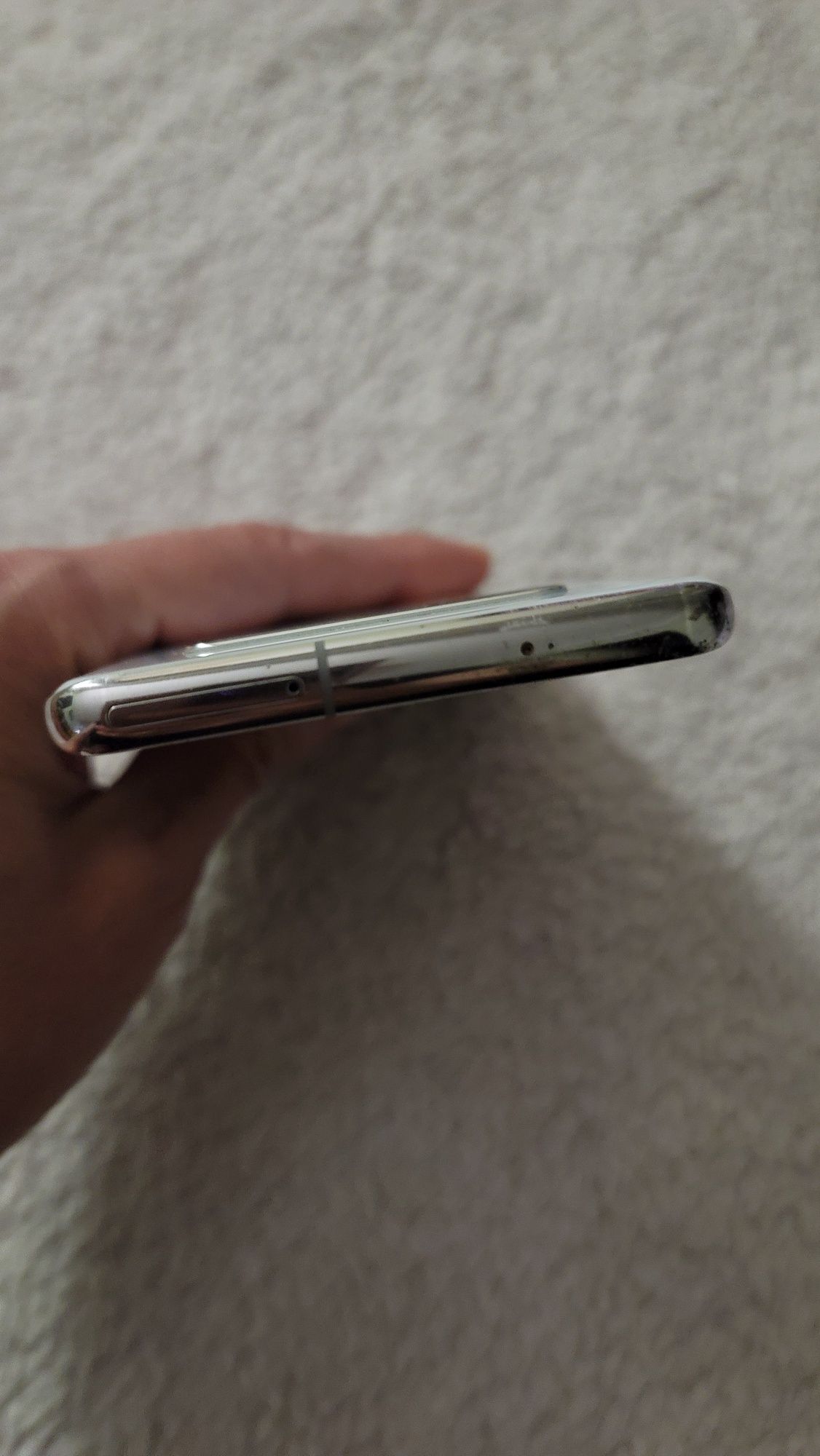 Samsung S10 G973U 8/128гб.