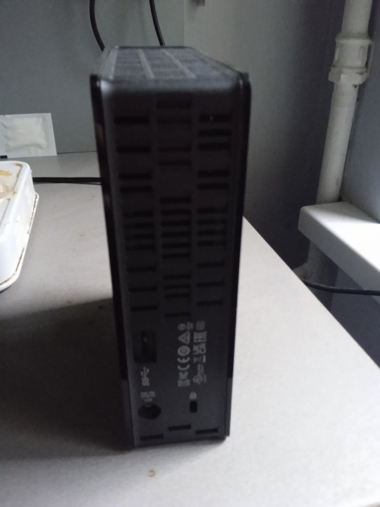 Зовнішній жорсткий диск HDD 8TB EasyStore